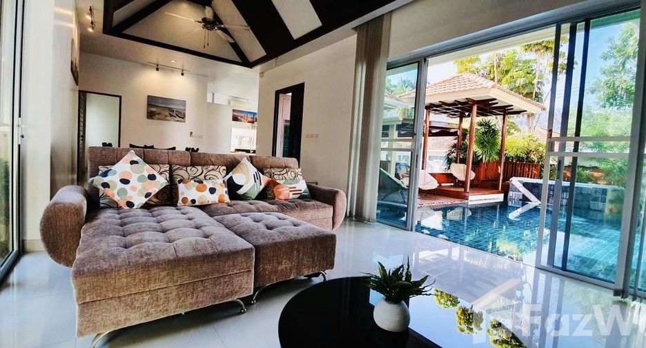 À louer 3 chambres villa à Mueang Phuket, Phuket