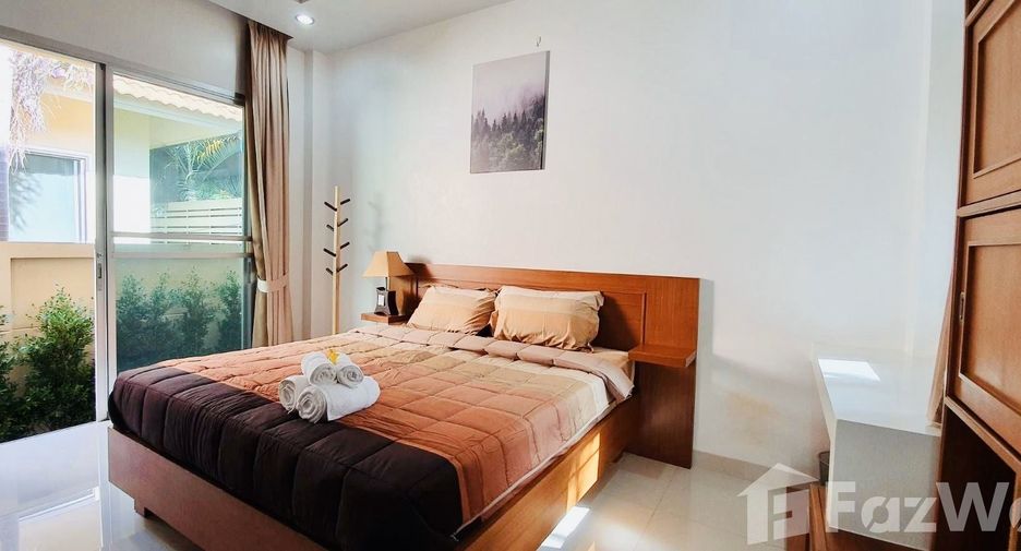 À louer 3 chambres villa à Mueang Phuket, Phuket