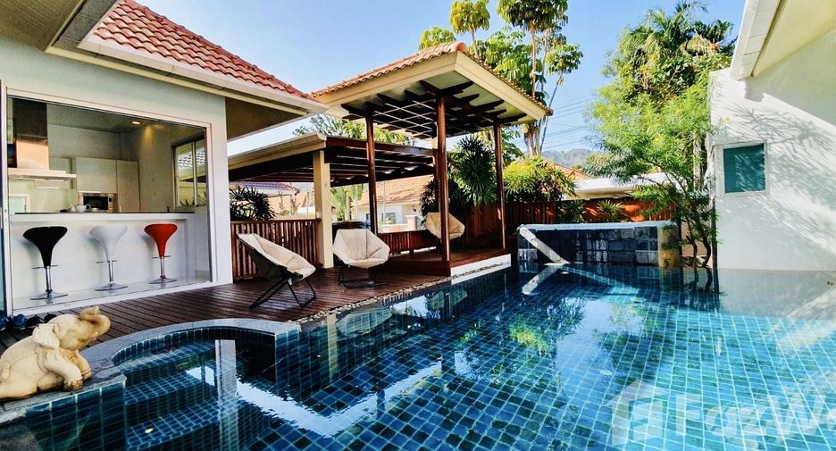 À louer 3 chambres villa à Mueang Phuket, Phuket