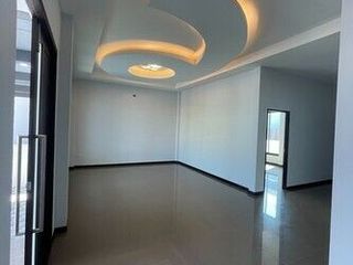 À vendre 3 chambres maison à Mueang Phitsanulok, Phitsanulok