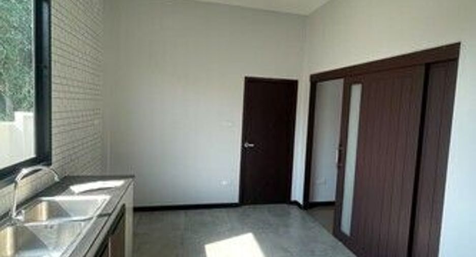 For sale 3 bedrooms house in Mueang Phitsanulok, Phitsanulok