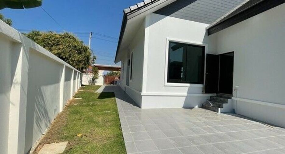 For sale 3 bedrooms house in Mueang Phitsanulok, Phitsanulok