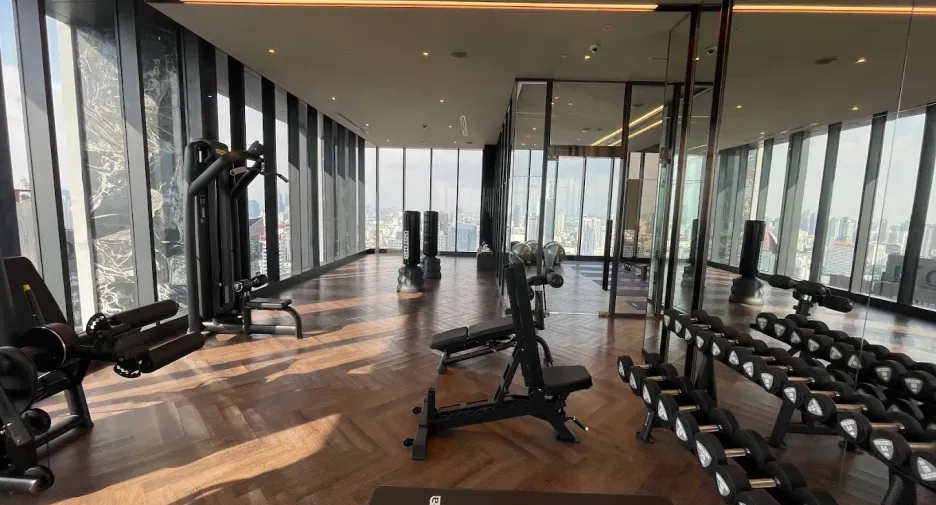 For sale 1 bed condo in Khlong Toei, Bangkok