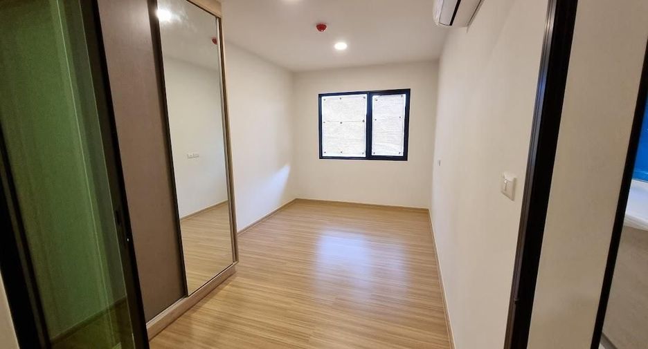 For sale 1 bed condo in Wang Thonglang, Bangkok