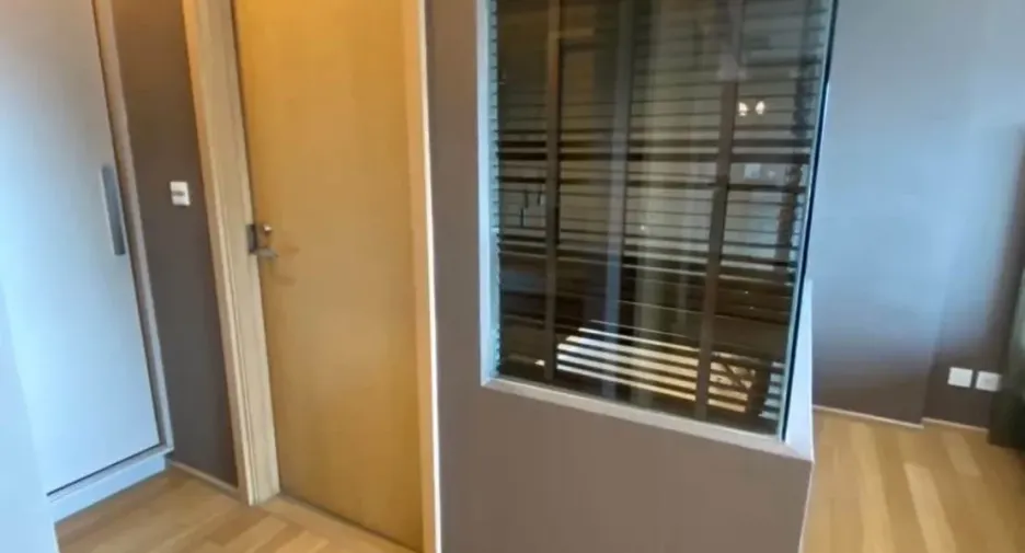 For sale 2 bedrooms condo in Khlong Toei, Bangkok