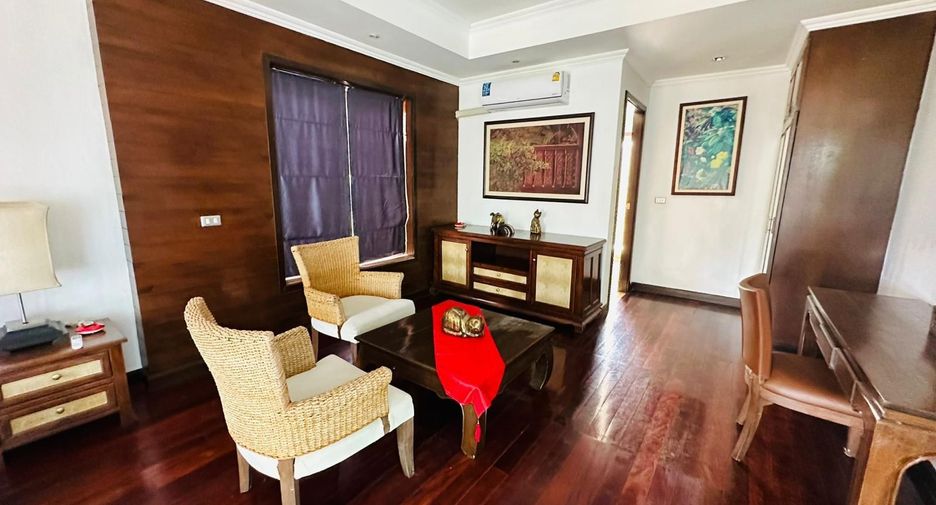 For rent 2 bedrooms villa in Mueang Phuket, Phuket