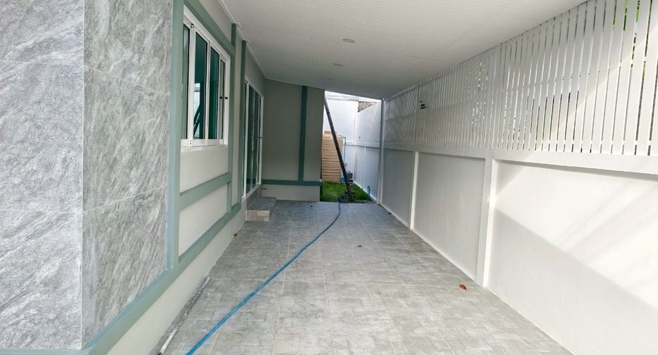 For sale 3 bedrooms house in Mueang Phuket, Phuket