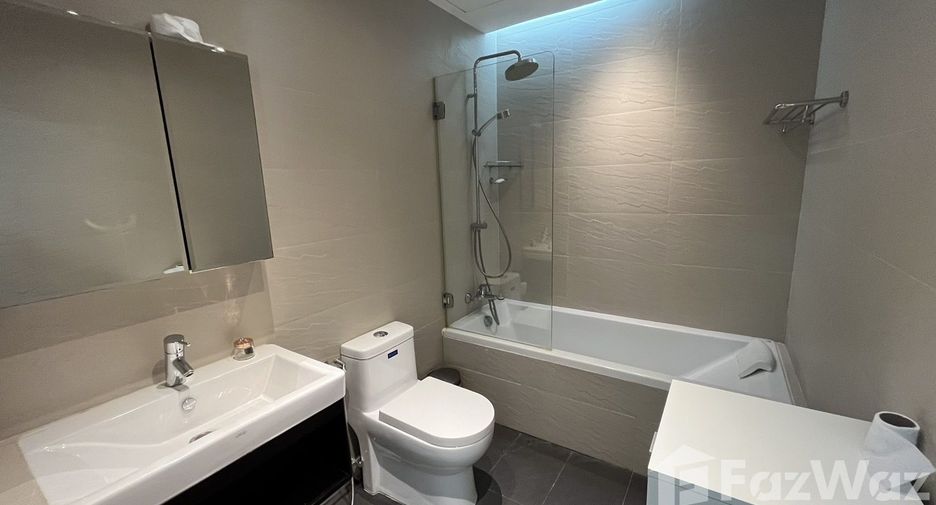 For sale 2 bedrooms condo in Watthana, Bangkok