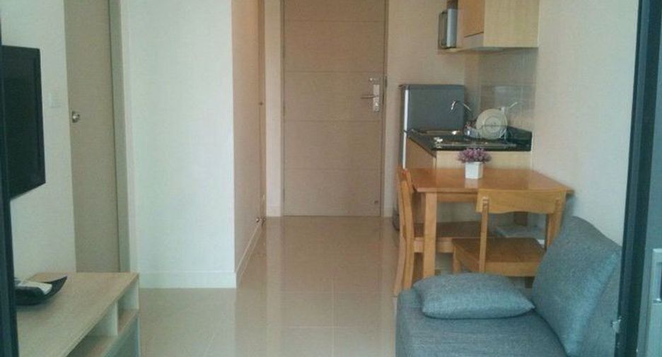 For sale 1 bed condo in Huai Khwang, Bangkok