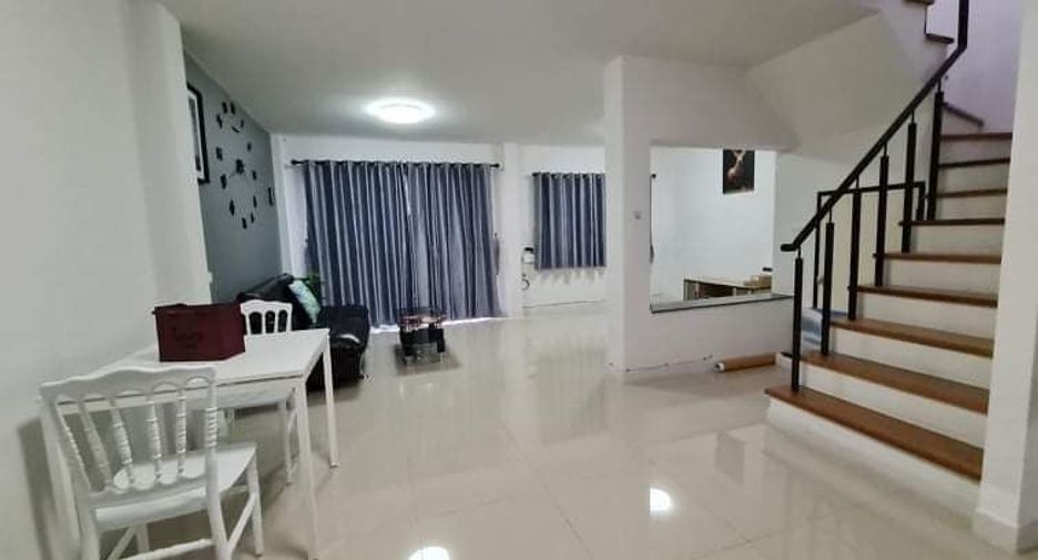Casa adosada en venta de 3 habitaciones en Mueang Khon Kaen, Khon Kaen