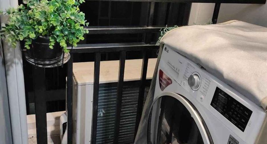 À vendre 1 chambre condo à Phra Khanong, Bangkok