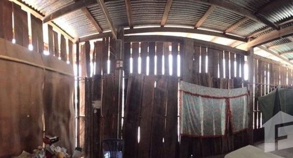 For sale 3 bedrooms house in Phu Phan, Sakon Nakhon