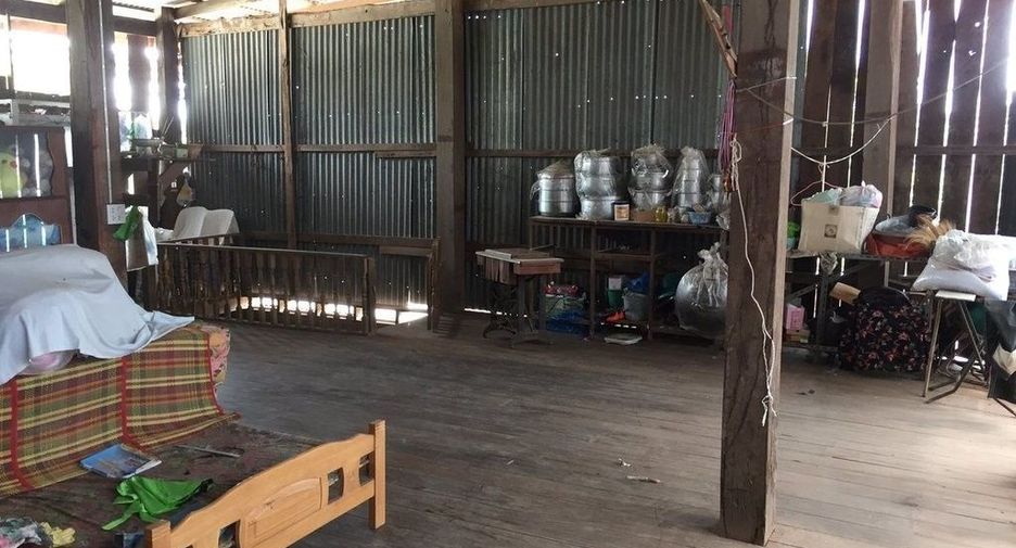 For sale 3 bedrooms house in Phu Phan, Sakon Nakhon