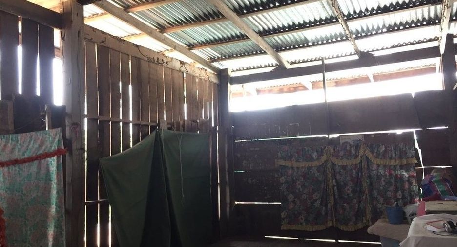 For sale 3 bedrooms house in Phu Phan, Sakon Nakhon
