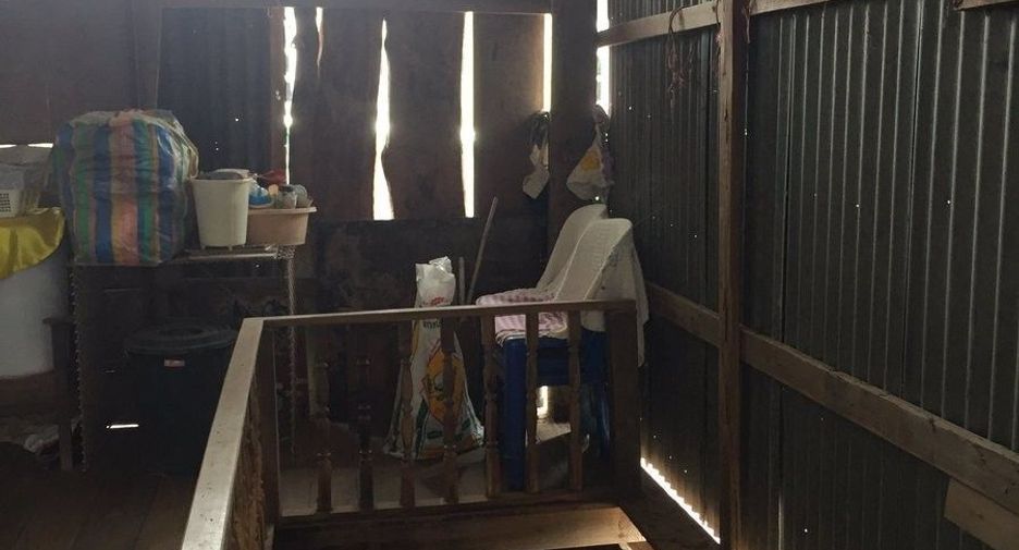 For sale 3 bedrooms house in Phu Phan, Sakon Nakhon
