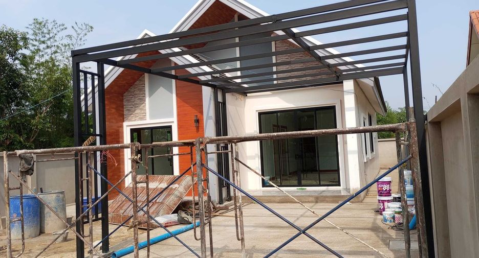 For sale 3 bedrooms house in Mae Sot, Tak