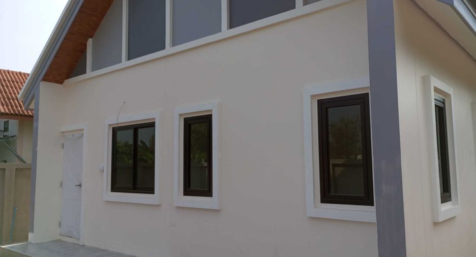 For sale 3 bedrooms house in Mae Sot, Tak