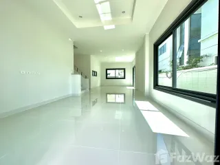 Casa en venta de 4 habitaciones en Mueang Phuket, Phuket