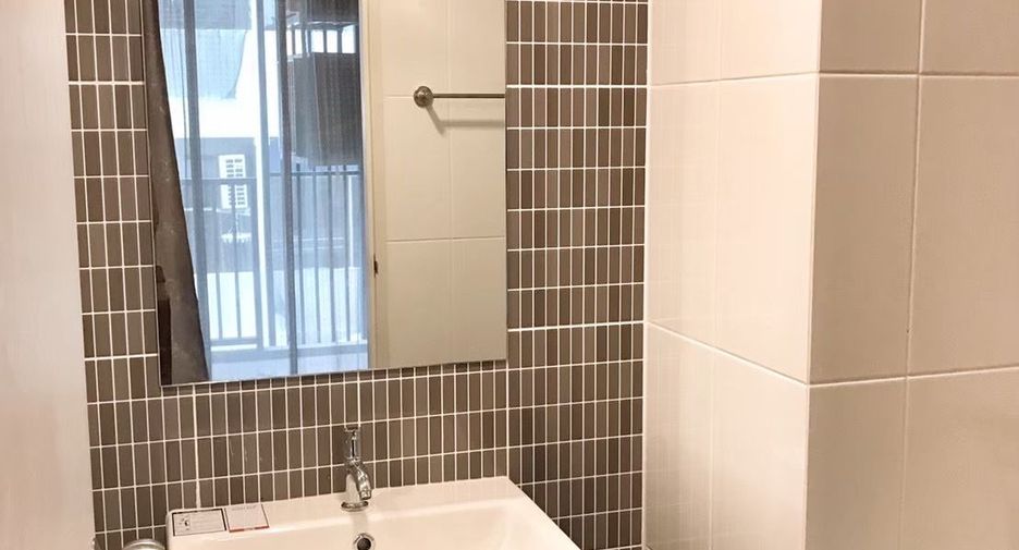 For rent studio condo in Khlong Luang, Pathum Thani