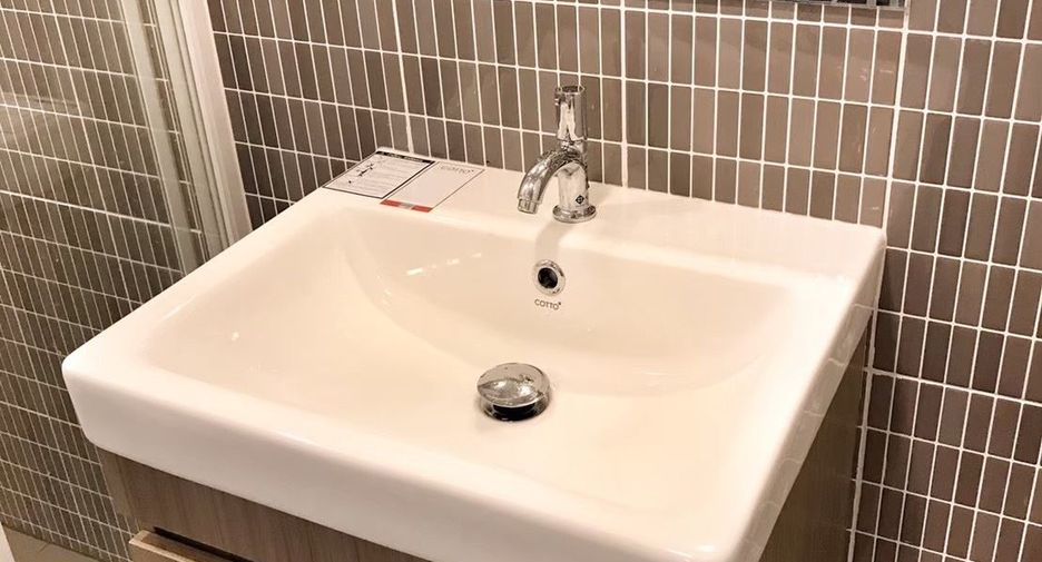 For rent studio condo in Khlong Luang, Pathum Thani