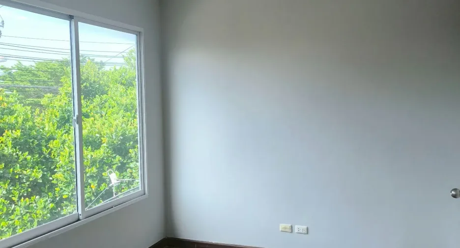 Casa adosada en venta de 3 habitaciones en Bang Kruai, Nonthaburi