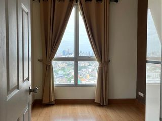 Wohnung zum Kauf mit 2 Zimmer in Huai Khwang, Bangkok