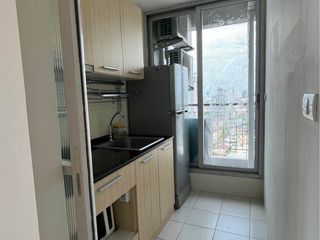 Wohnung zum Kauf mit 2 Zimmer in Huai Khwang, Bangkok