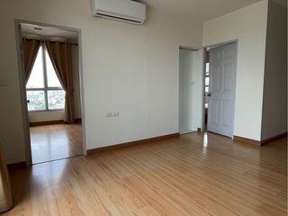 Wohnung zum Kauf mit 2 Zimmer in Huai Khwang, Bangkok