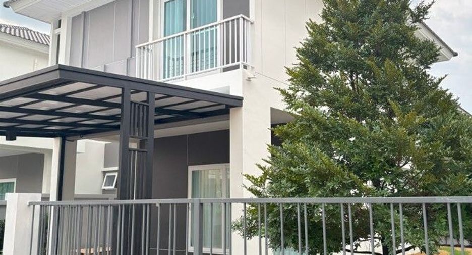 For rent 3 bedrooms townhouse in Mueang Phuket, Phuket