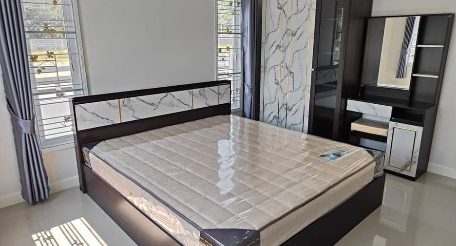 À vendre 3 chambres maison à Pluak Daeng, Rayong