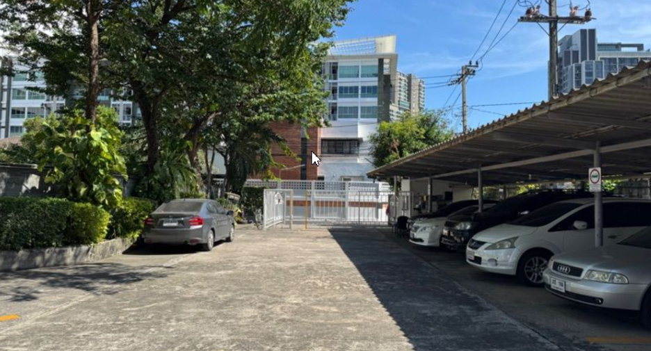 Wohnung zum Kauf mit 2 Zimmer in Chatuchak, Bangkok