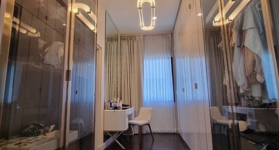 For sale 4 bedrooms house in Prawet, Bangkok