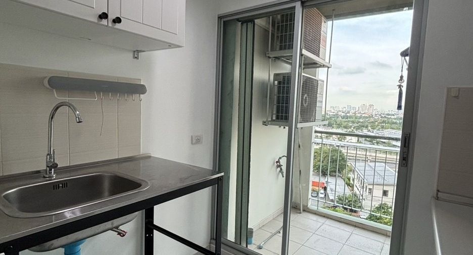 For sale 1 bed condo in Huai Khwang, Bangkok