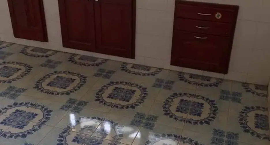 Продажа 2 спальни дом в Mueang Surin, Сурин