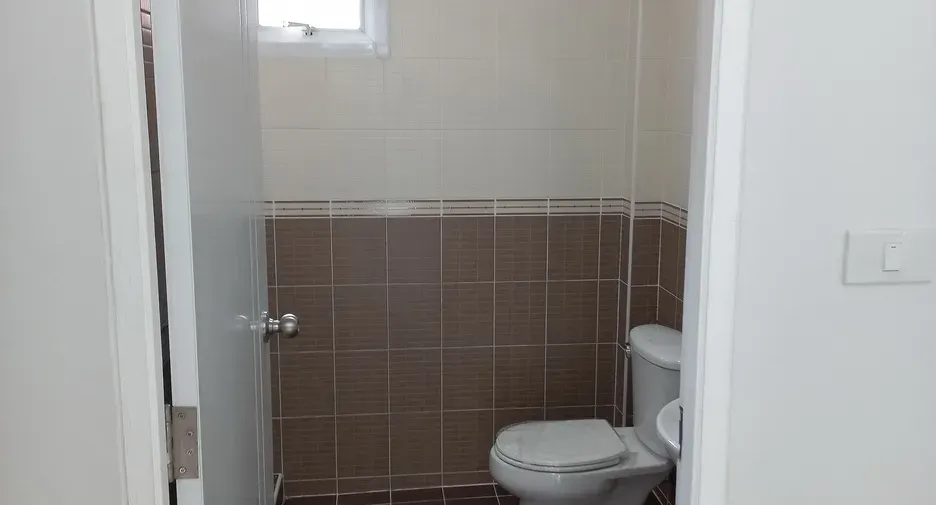 For sale 3 bedrooms house in Mueang Khon Kaen, Khon Kaen