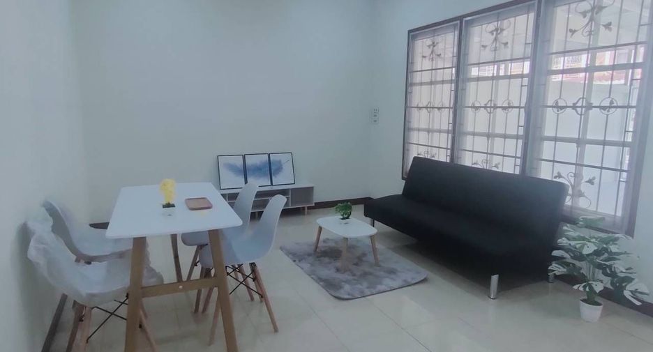 For sale 3 bedrooms townhouse in Mueang Phitsanulok, Phitsanulok
