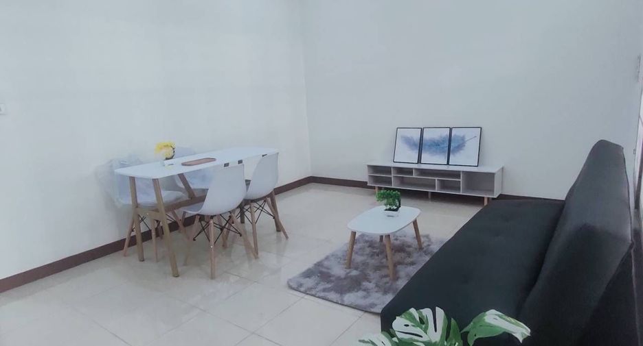 For sale 3 bedrooms townhouse in Mueang Phitsanulok, Phitsanulok