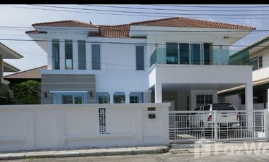 For sale 4 bedrooms house in Lam Luk Ka, Pathum Thani