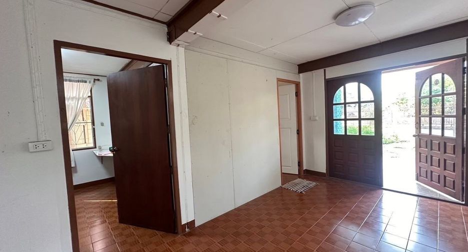 For sale 6 bedrooms house in Muang Nan, Nan