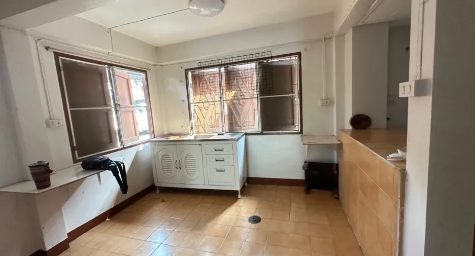 For sale 6 bedrooms house in Muang Nan, Nan