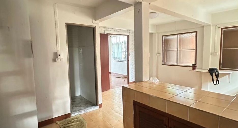 For sale 6 bedrooms house in Muang Nan, Nan