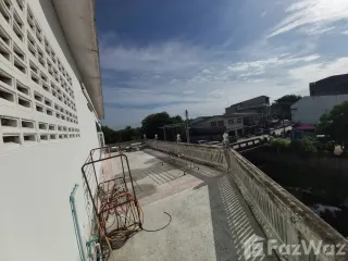 For sale 5 bedrooms house in Phanat Nikhom, Chonburi