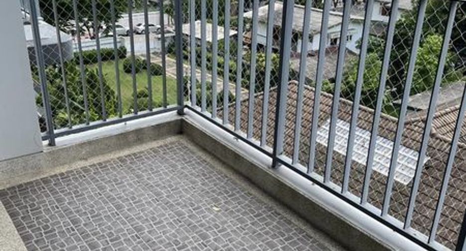 For sale 1 bed condo in Phaya Thai, Bangkok