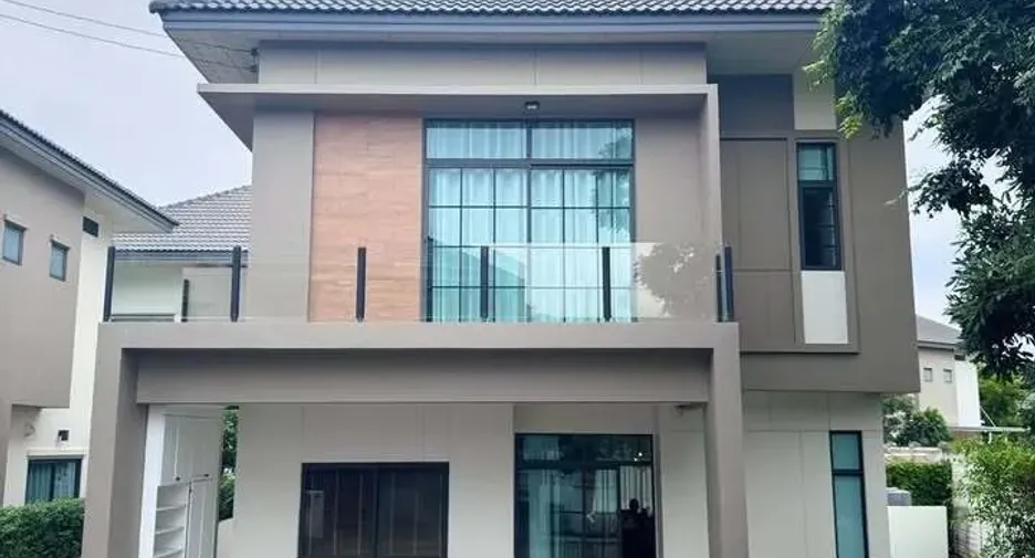 Casa en venta y en alquiler de 3 habitaciones en Bang Bua Thong, Nonthaburi