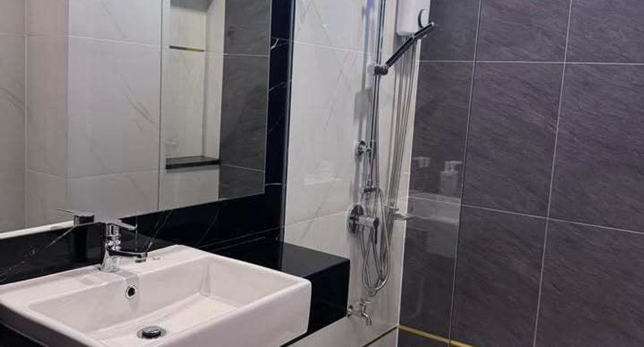 Casa en venta y en alquiler de 3 habitaciones en Bang Bua Thong, Nonthaburi