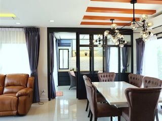 Casa en venta de 3 habitaciones en Phra Samut Chedi, Samut Prakan