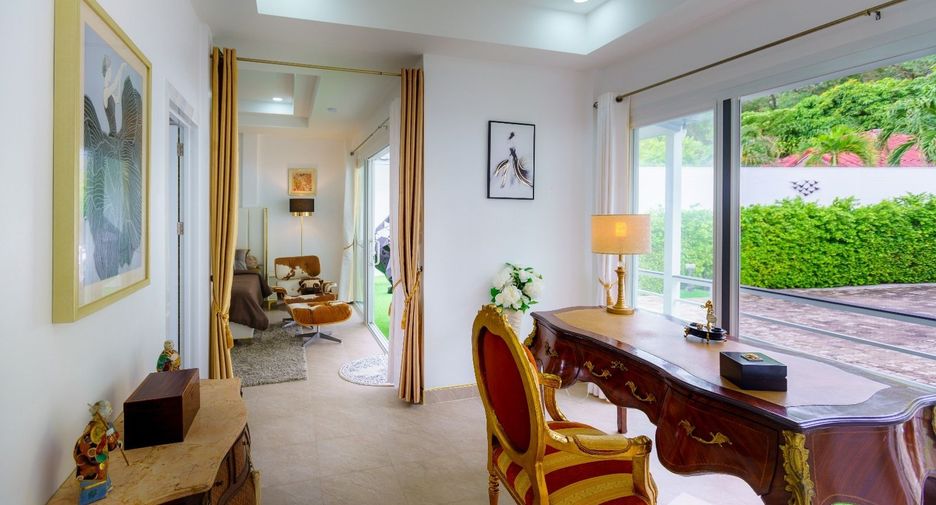 Villa en alquiler de 5 habitaciones en Mueang Phuket, Phuket
