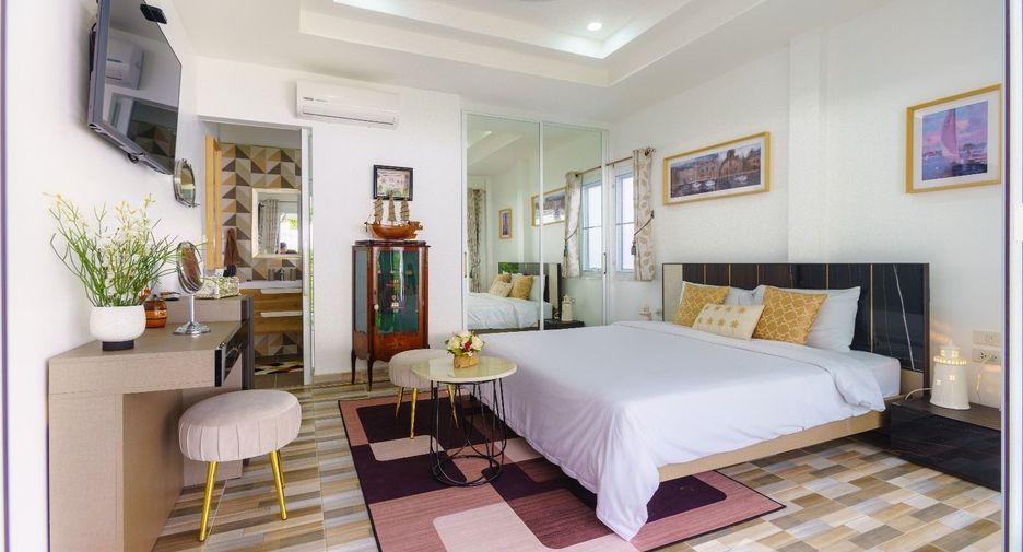 Villa en alquiler de 5 habitaciones en Mueang Phuket, Phuket