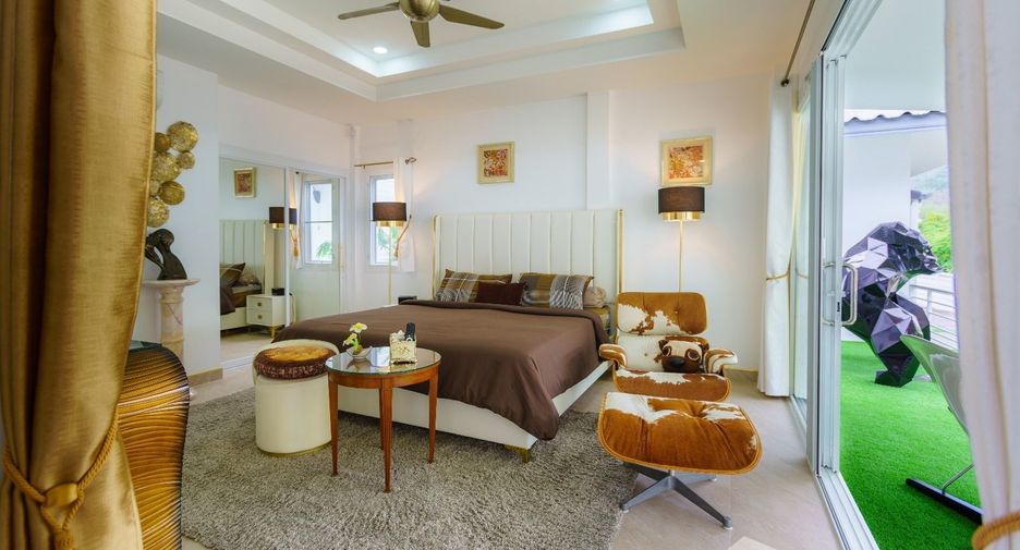 Villa en alquiler de 5 habitaciones en Mueang Phuket, Phuket