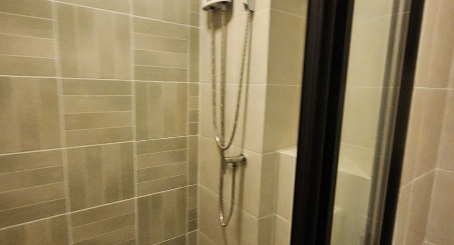 For rent studio condo in Khlong Luang, Pathum Thani